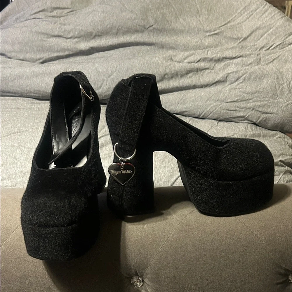 Y2K Sugar Thrillz Black Plush Platform Heels